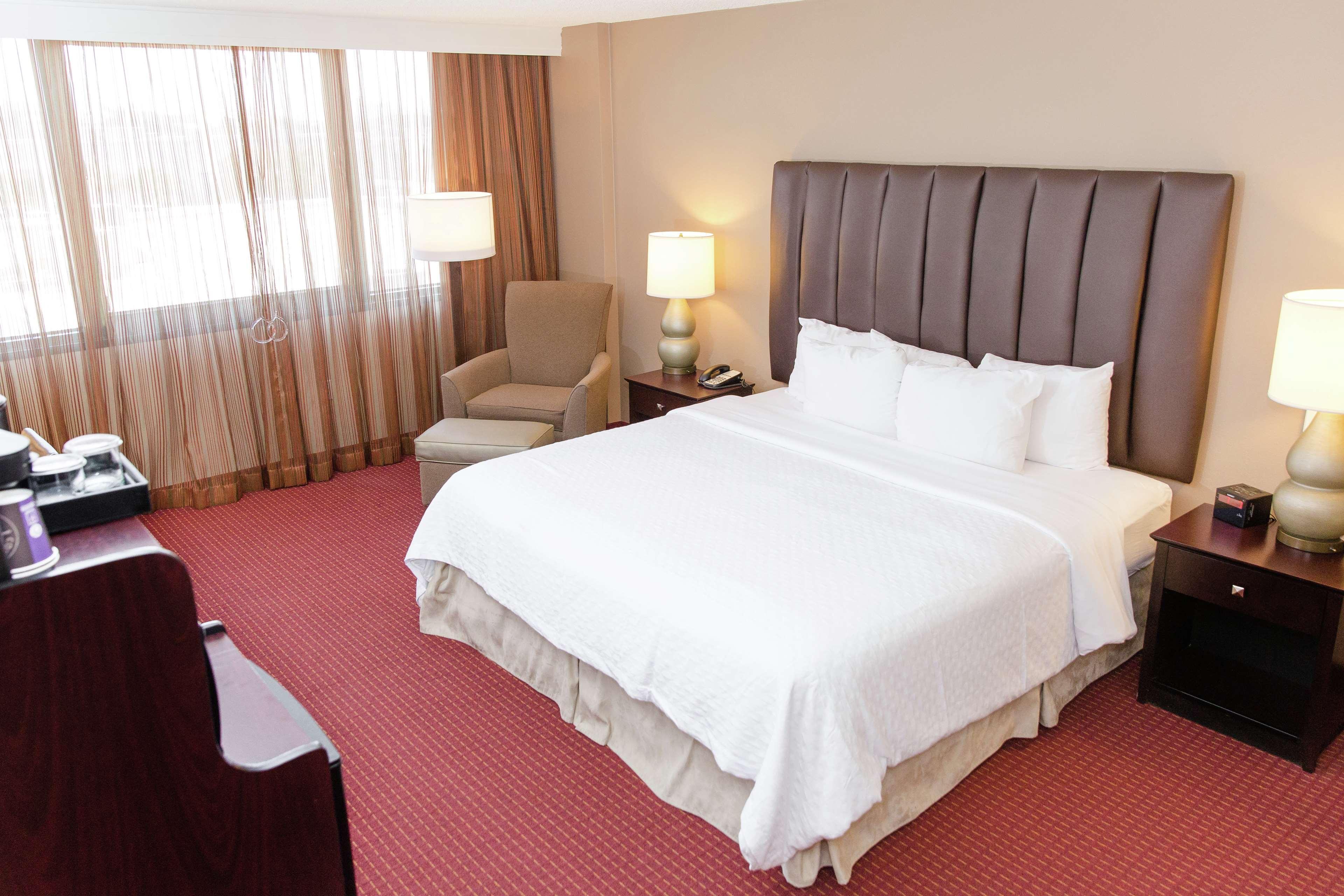 Embassy Suites By Hilton West Palm Beach Central Экстерьер фото